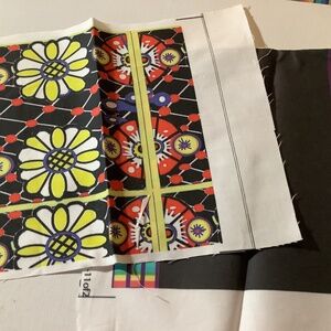 2 Latina Design Cotton Squares, Black & Red